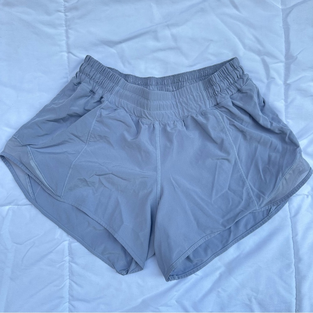 LULULEMON HOTTY HOT SHORT II *LONG 4”